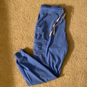 FIGS Zamora jogger scrubs - Light Blue